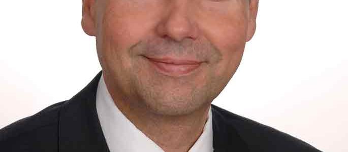 Dr. Uwe Fischer